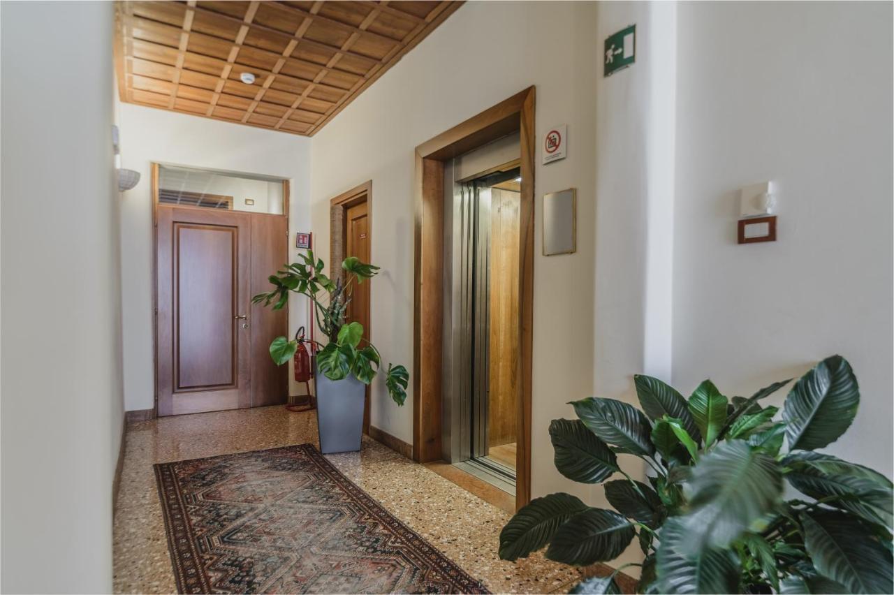 Le Camere Di Palazzo Bortolan トレヴィーゾ エクステリア 写真