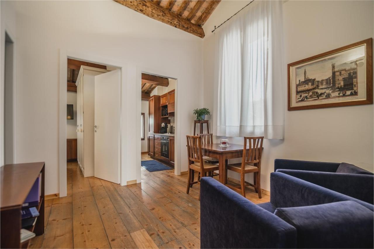 Le Camere Di Palazzo Bortolan トレヴィーゾ エクステリア 写真